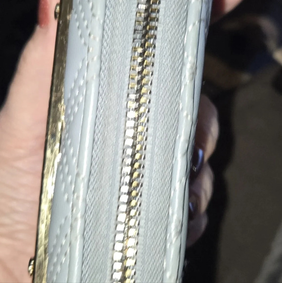 Betsey Johnson Blue Faux Leather Heart Stitched Zip Around Wallet/Wristlet - Picture 10 of 12